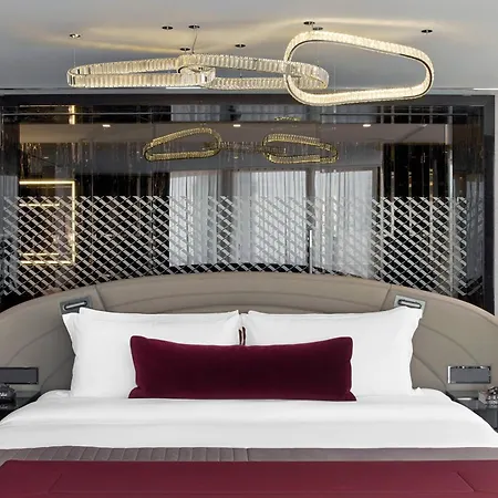 Hotel The St. Regis 5*