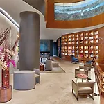 Hotel The St. Regis 5*