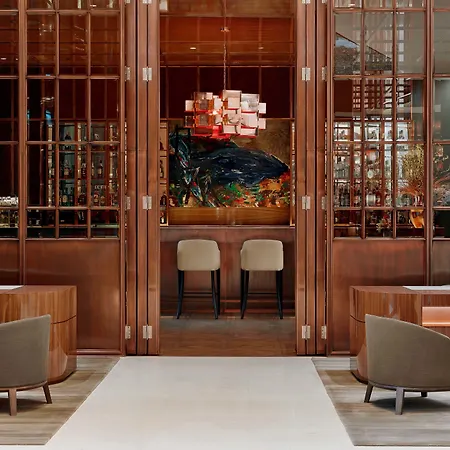 호텔 The St. Regis 5*